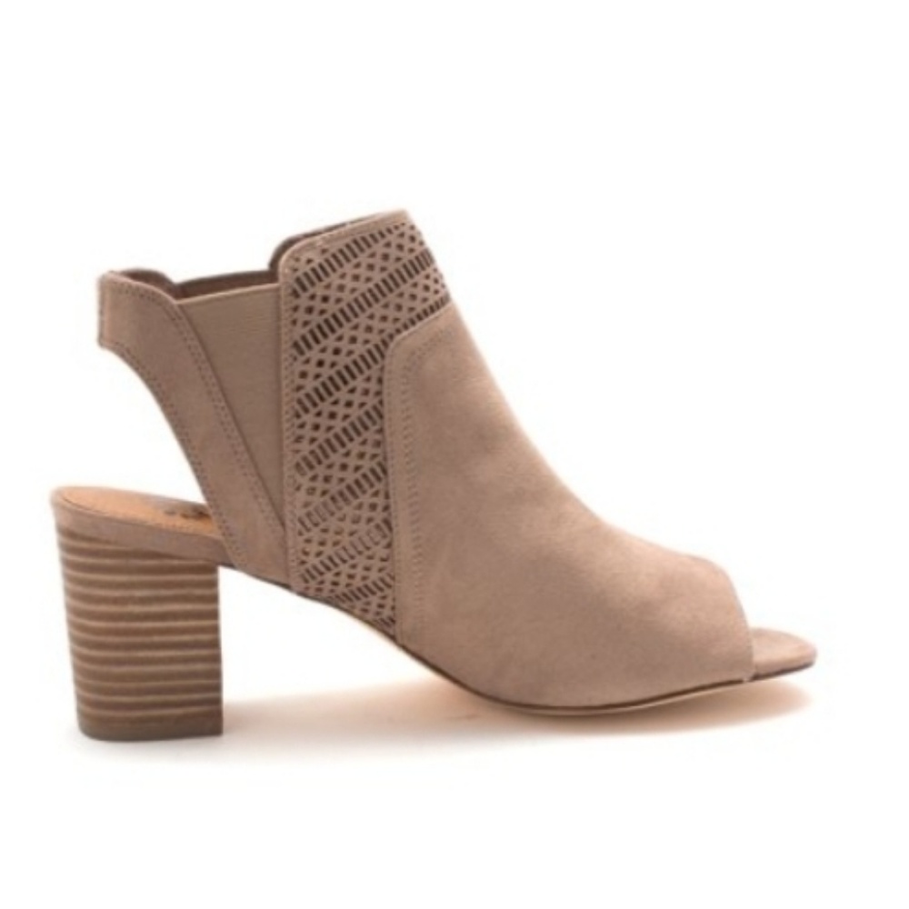 Yellow Box - image 1